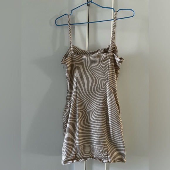 ❌ Sold - H&M denim dress ❌ - Picture 2 of 3